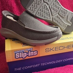 Skechers Men's Loafers in Tan